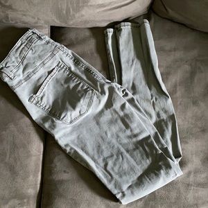 American eagle short pants. Size 0. Olive green